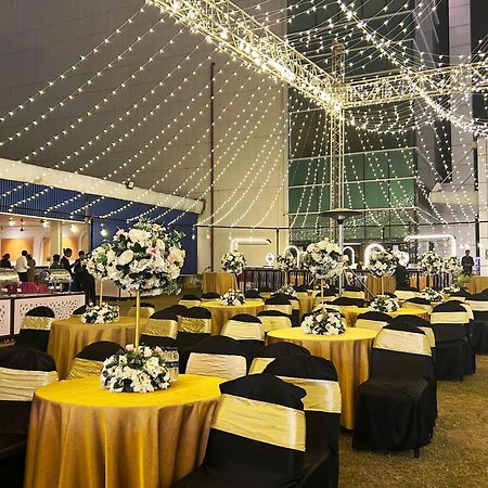 Hotel Amer Green'S Bhopal Bagian luar foto